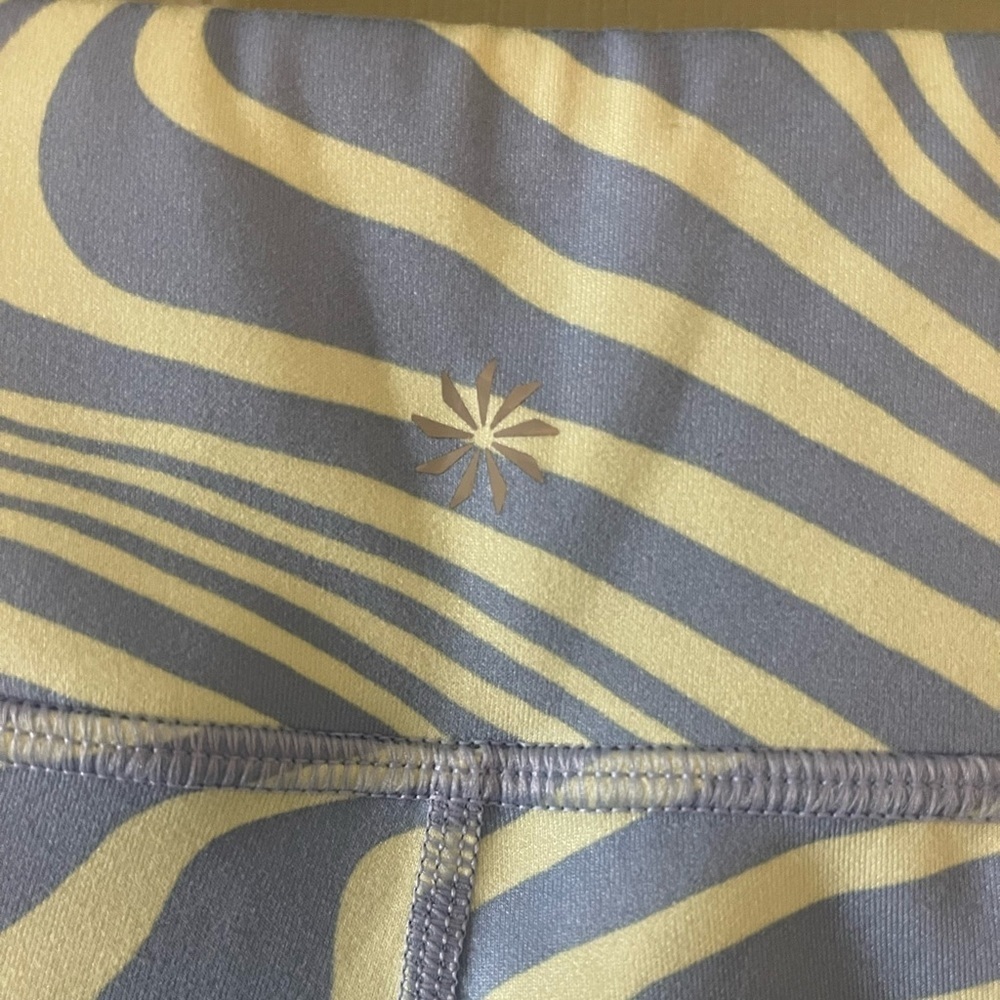 Athleta Girl pants โข Girls size XL (14) - Picture 2 of 6